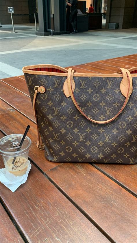 lv neverfull outfit|louis vuitton neverfull canvas.